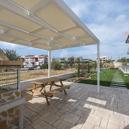 Ouranos, Nilie Hospitality Mgmt דירה *